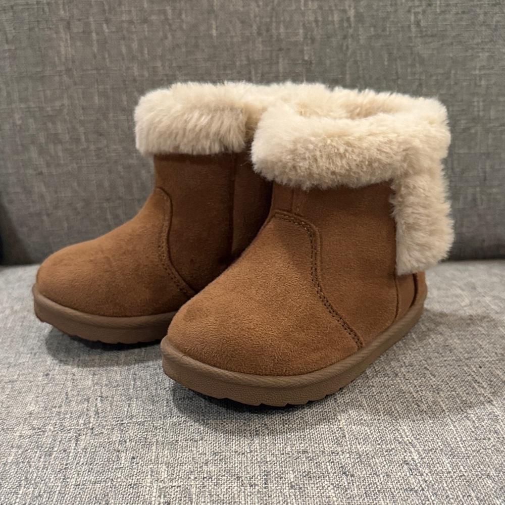 Brown Suede Fur-Lined Toddler Boots
